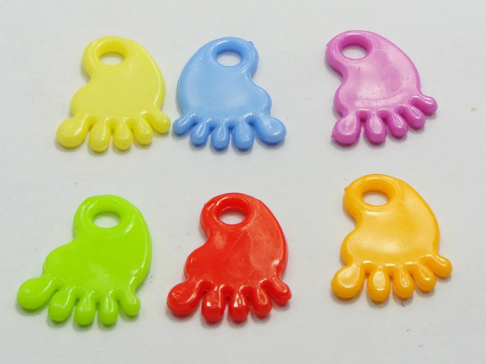 

200 Mixed Colour Plastic Cute Foot Charms Pendants