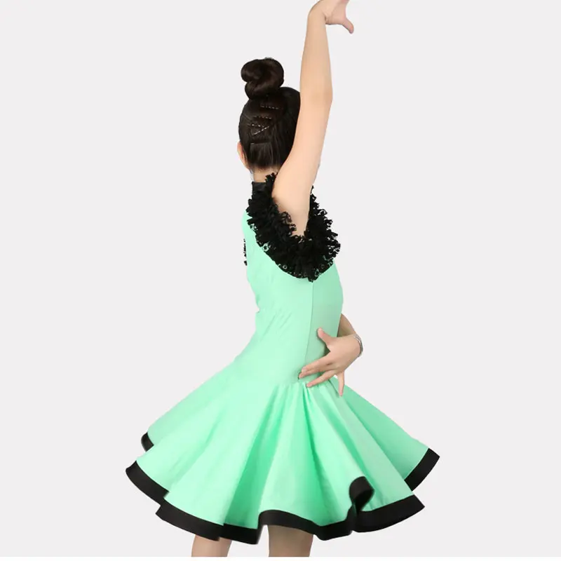 Женское платье для латиноамериканских танцев черное с кружевным рукавом и лифом