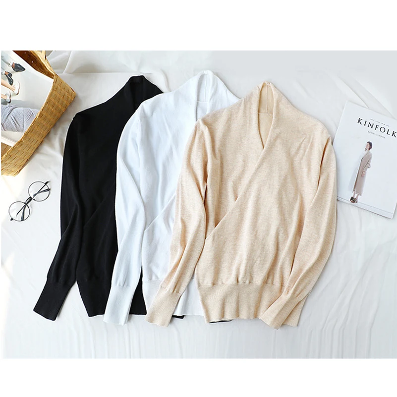 

YNZZU Korean Style Solid Knit Tops Women 2019 Autumn V Neck Kimono White Women Sweaters Elegant Female Pullover Jumper AT298