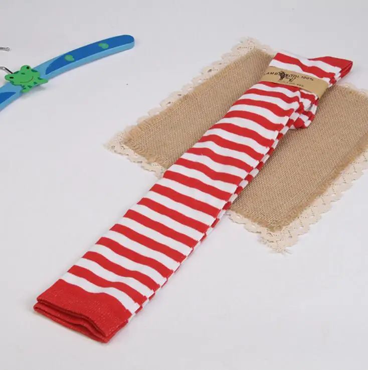 red small striped Аниме-Косплей, полосатые чулки для женщин и девочек, длинные чулки, модные, выше колена, милые, эластичные, теплые, черные, красные, белые, зеленые - Цвет: red small striped
