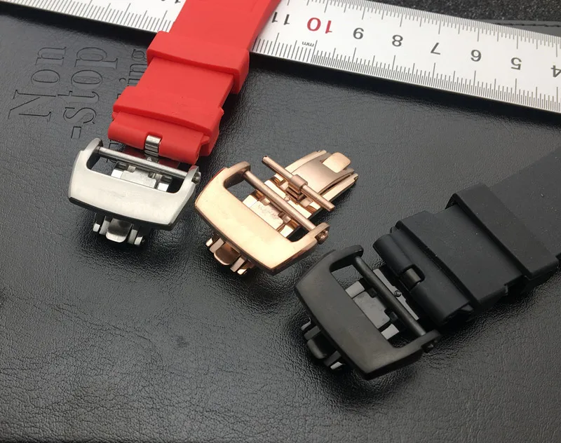 Ремешок мягкий силиконовый для часов шириной 25 мм резиновый браслет с пряжкой
