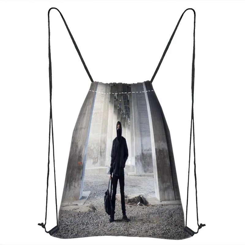 На заказ Alan Walker Drawstring сумка атласная мягкая сумка Портативная печать логотипов под заказ рюкзак больше размеров - Цвет: 11