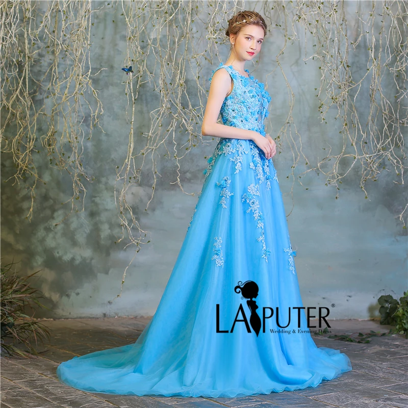 2017 вечернее платье для выпускного вечера короткое светло-голубое с 3D цветами