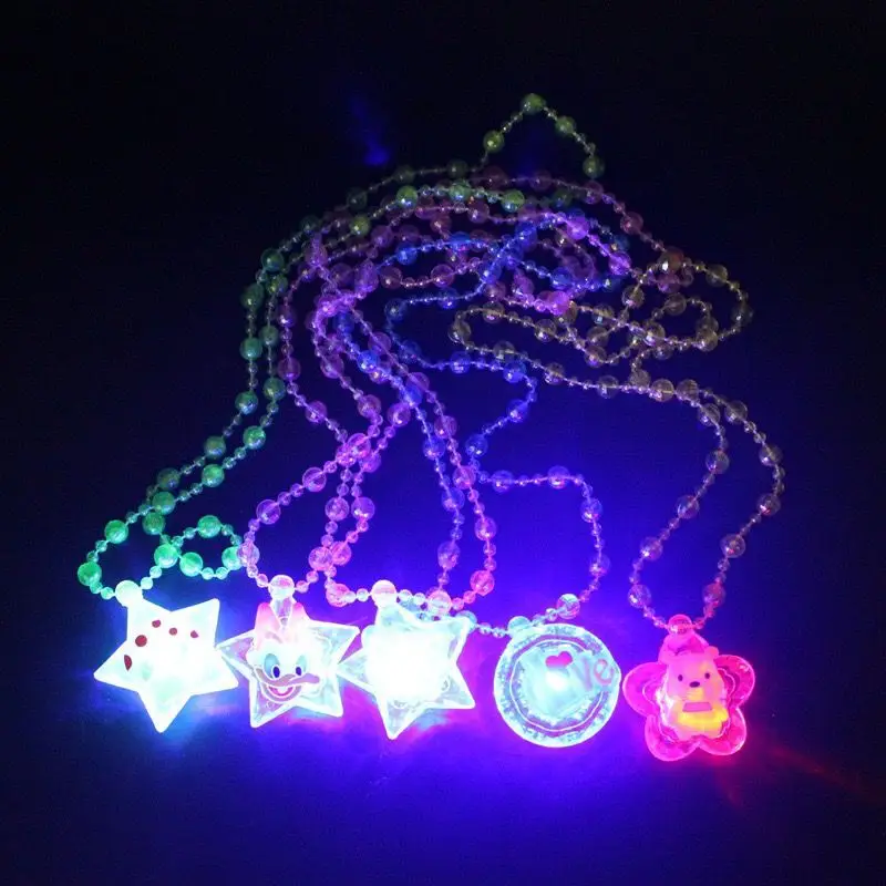 1 pcs Necklace 1 шт. светящееся ожерелье часы флэш-ручка для новых детских игрушек Brinquedos флэш-подарки Светодиодный лампочки с изображением героев мультфильмов светится в темноте игрушки - Цвет: 1 pcs Necklace