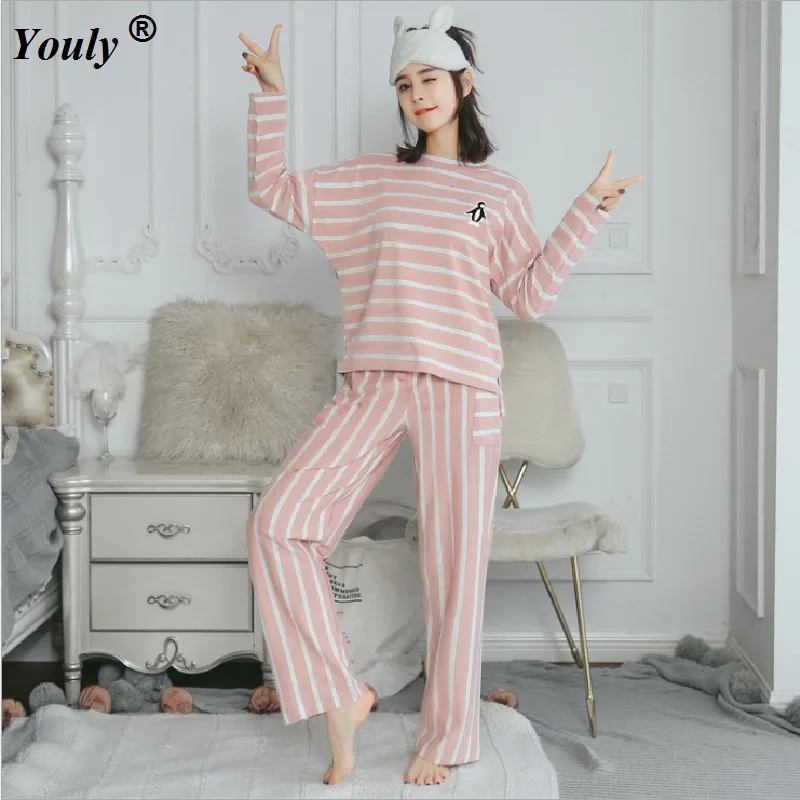 Striped Long Sleeve Casual Pullover And Pants Pajama Set 2021 Round Neck Woman Suits Black And White Pajama Set Sleepwear Suits