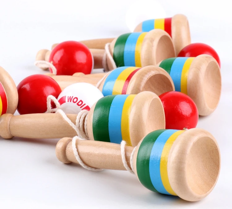 Дети Японский деревянные игрушки Kendama Кубок и мяч дошкольных образовательных подарок открытый весело Вечерние игры и игрушки для детей