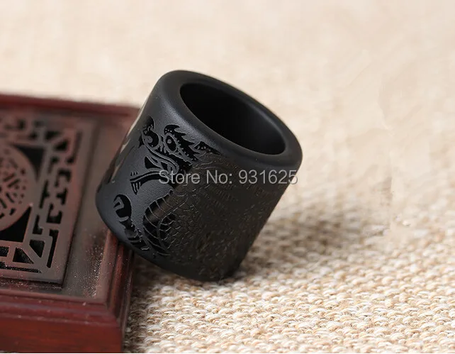 Замечательный 33 мм наружный диаметр натуральный черный обсидиан резной дракон