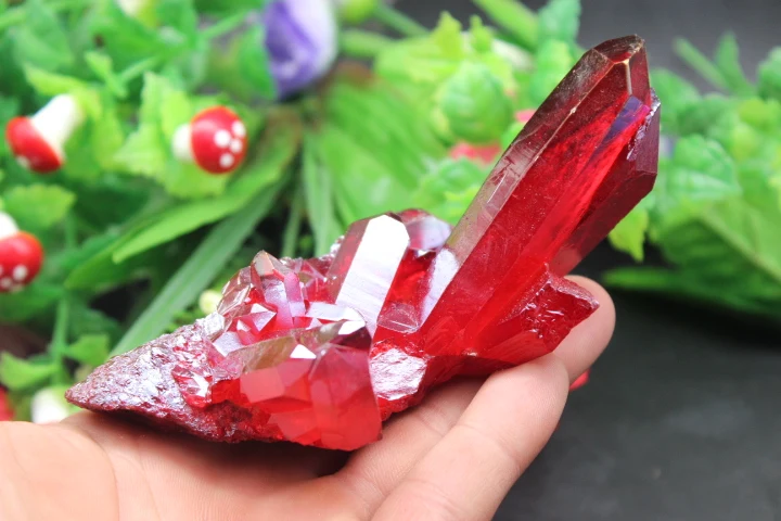

166 grams of natural quartz crystal red healing angel ring specimen