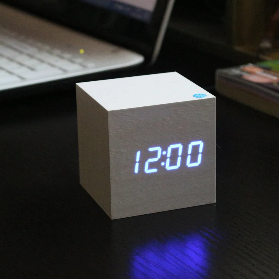 White blue Clock Антикварные Цифровые Часы светодиодный часы для офиса винтажные Ретро настольные Персонализированные Короткие художественные часы бесшумные часы электронные часы домашний декор - Цвет: White blue Clock