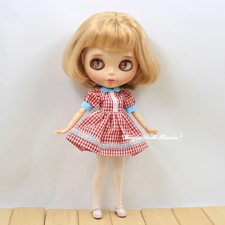 Комплект одежды для кукол Blythe красное платье в сетку колготки и сумка подходит