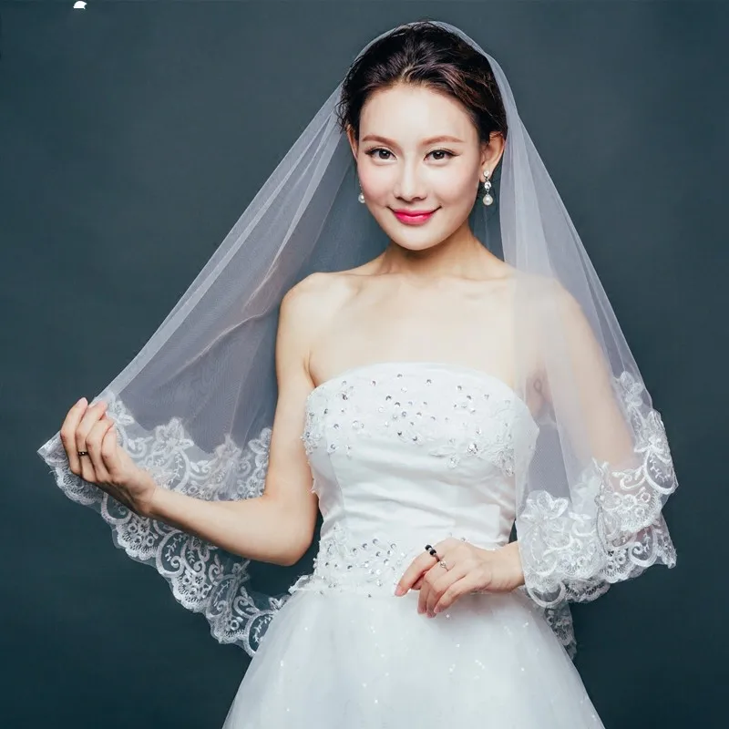 New Style !!! 2017 Lace Applique Long Bridal Veils with Sweep Train White Tulle Two Layers Wedding Veil In Stock | Свадьбы и