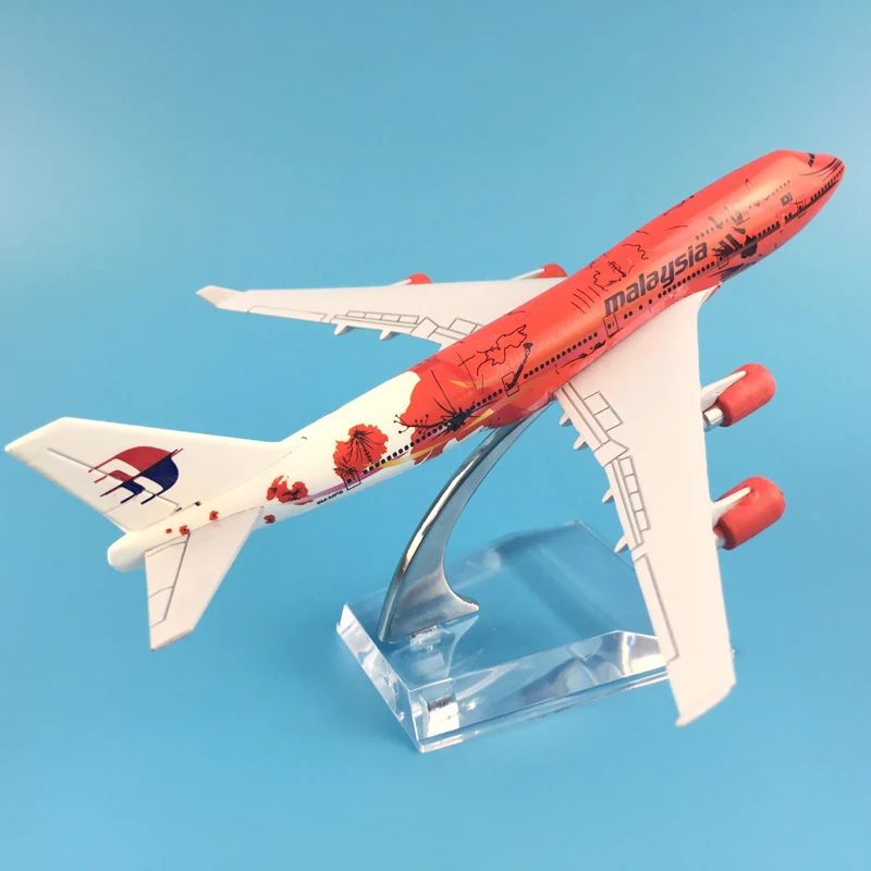 16 см металлическая модель самолета воздушная Малайзия красный цветок B747 400