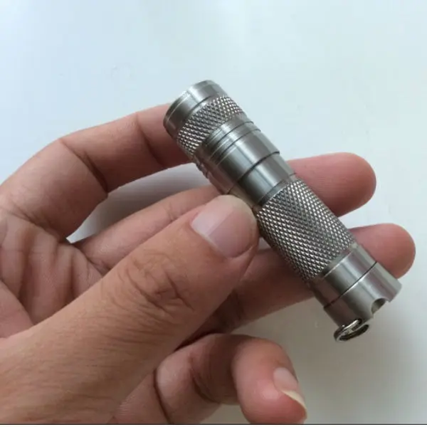 DQG маленький легкий водонепроницаемый XP G2 из нержавеющей стали 230 лм 3 режима EDC