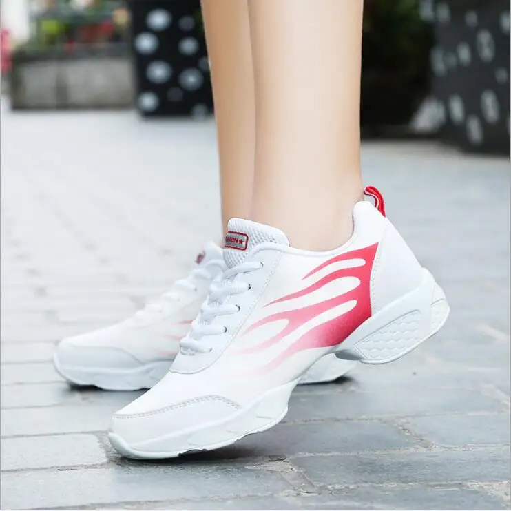 Обувь для гимнастики danza с мягкой подошвой дышащие Танцевальные Кроссовки женщин