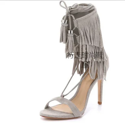 Мода Новые Замшевые Сандалии Женщин 2017 Узелок Fringe Гладиатор сандалии Женская