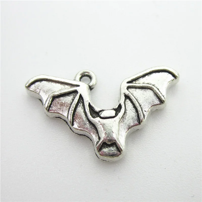 New 20pcs/lot Silver Bat Dangle Charms Lobster Clasp DIY Bracelet Necklace Pendants Jewelry Hanging |