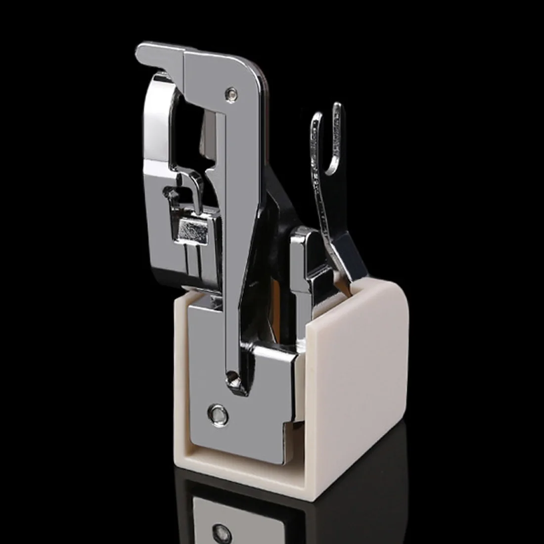 1Pc Side Cutter Overlock Sewing Machine Quilting Walking Guide Even Feet Foot Presser Attachment | Дом и сад