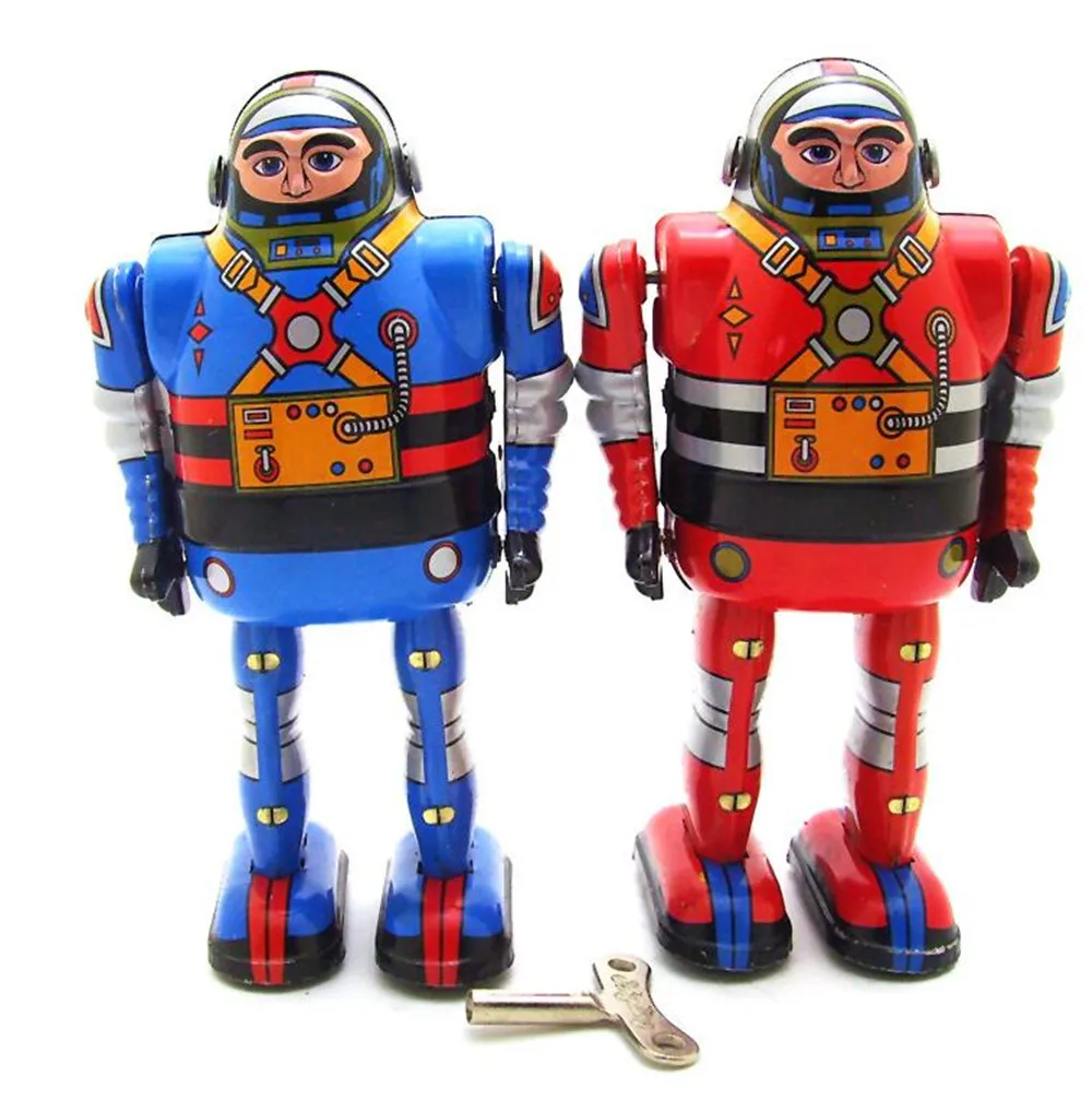 Vintage Retro astronaut robot Tin toys Classic Clockwork Wind Up Toy For Adult Kids Collectible Gift | Игрушки и хобби