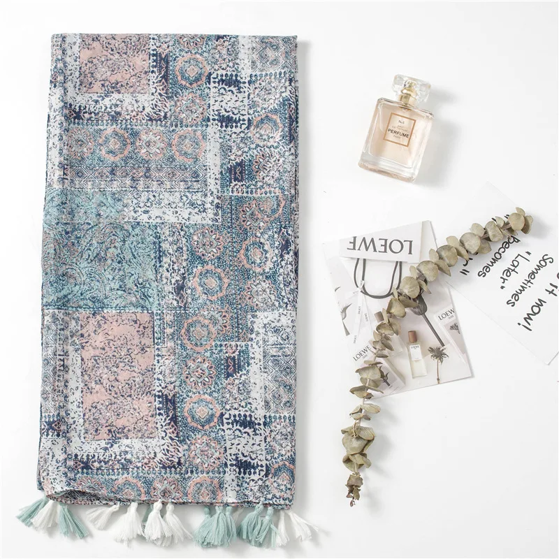 2018 New totem tassel fashion vintage cotton scarves sunscreen shawls beach | Аксессуары для одежды