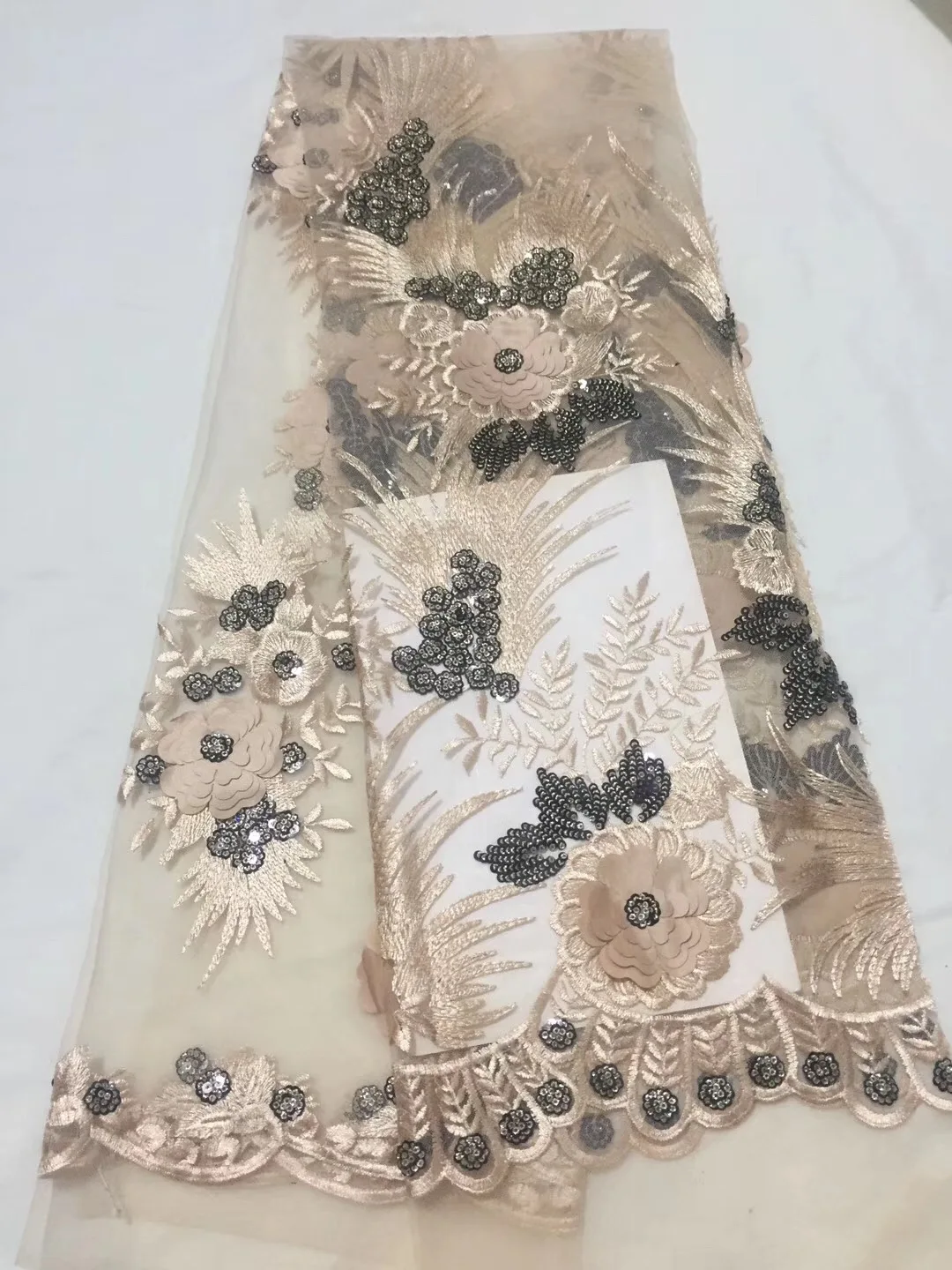 

High Quality African Lace Fabric With Sequins French Net Embroidery Sequins Tulle Lace Fabric For Nigerian Party Dress LCD968B