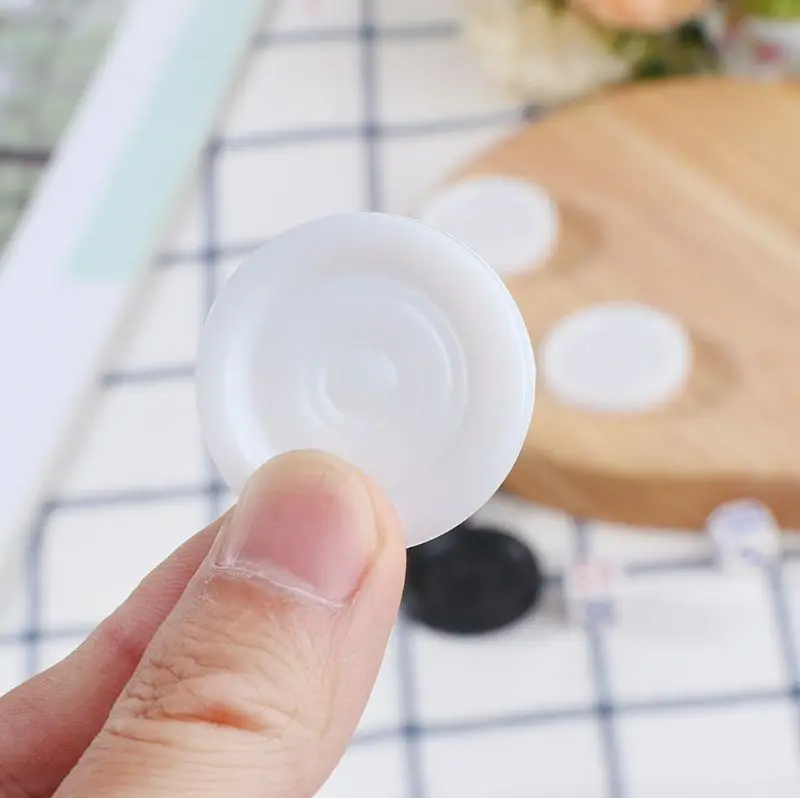 1 комплект черно-белых шахматных фигур | Спорт и развлечения