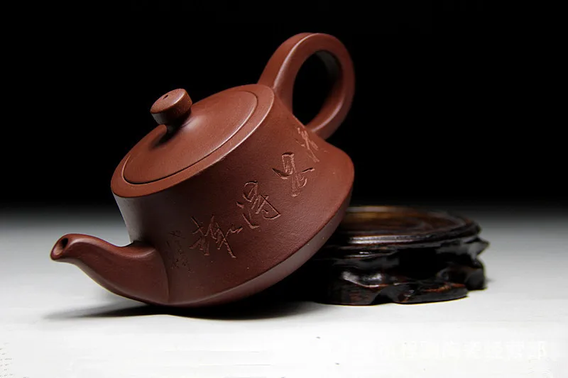 Чайник из тонкой глины пурпурного цвета 210 мл | Дом и сад