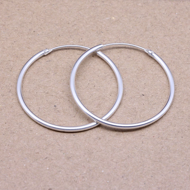 Реально! Круглые серьги-кольца из серебра 925 пробы диаметром 3 см/30 мм | Украшения и