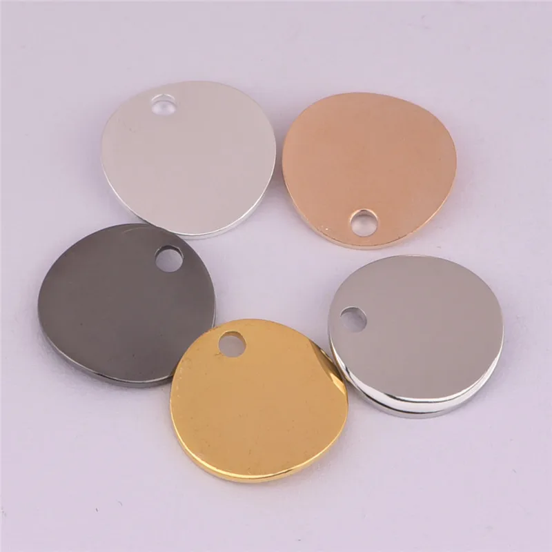 

50pcs 16mm Gold/Silver Color Copper Material Curved Round Charm Pendants for DIY Handmade Fashion Jewelry Making wholesale