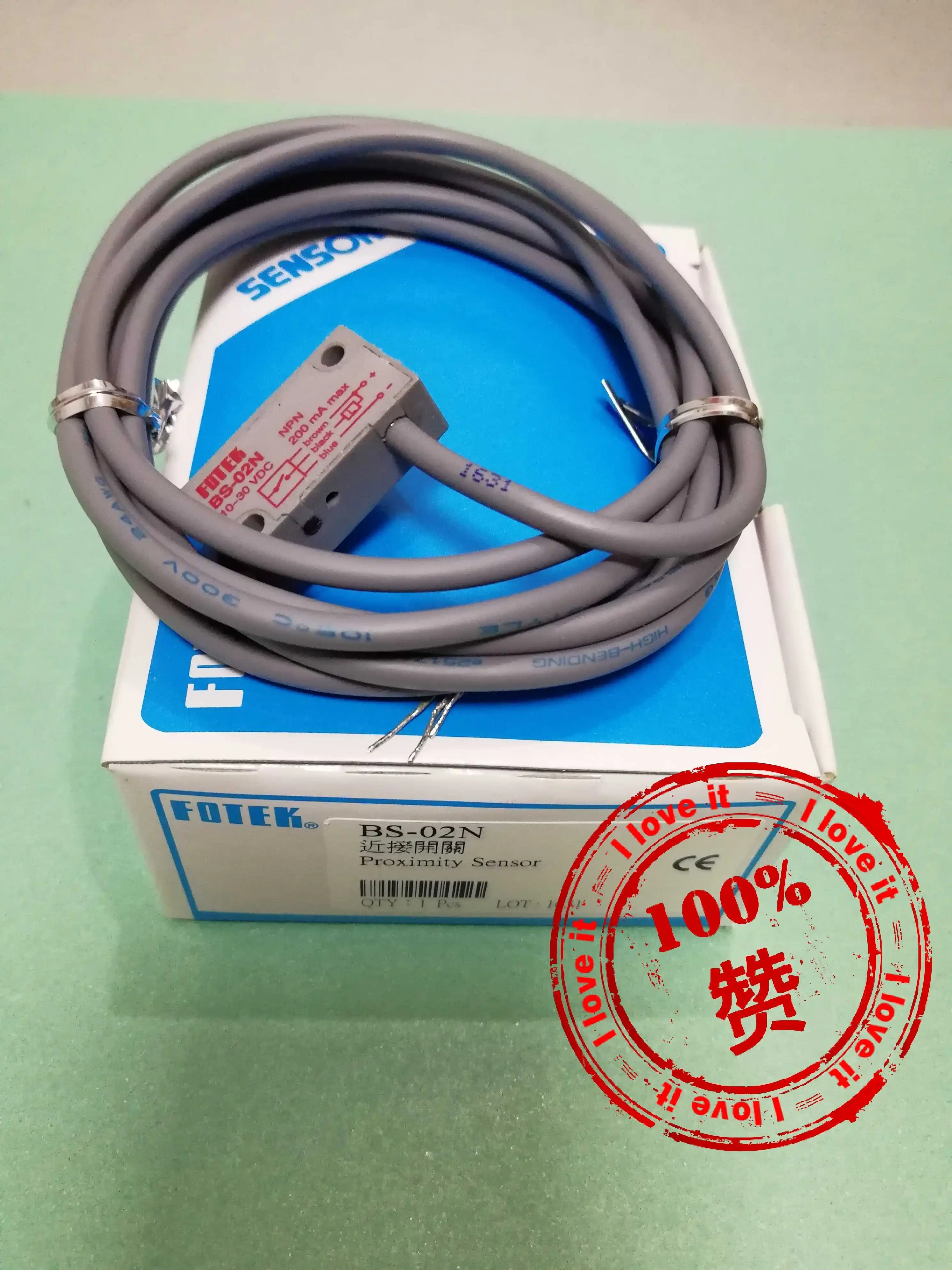 

Square inductance proximity switch BS-02N