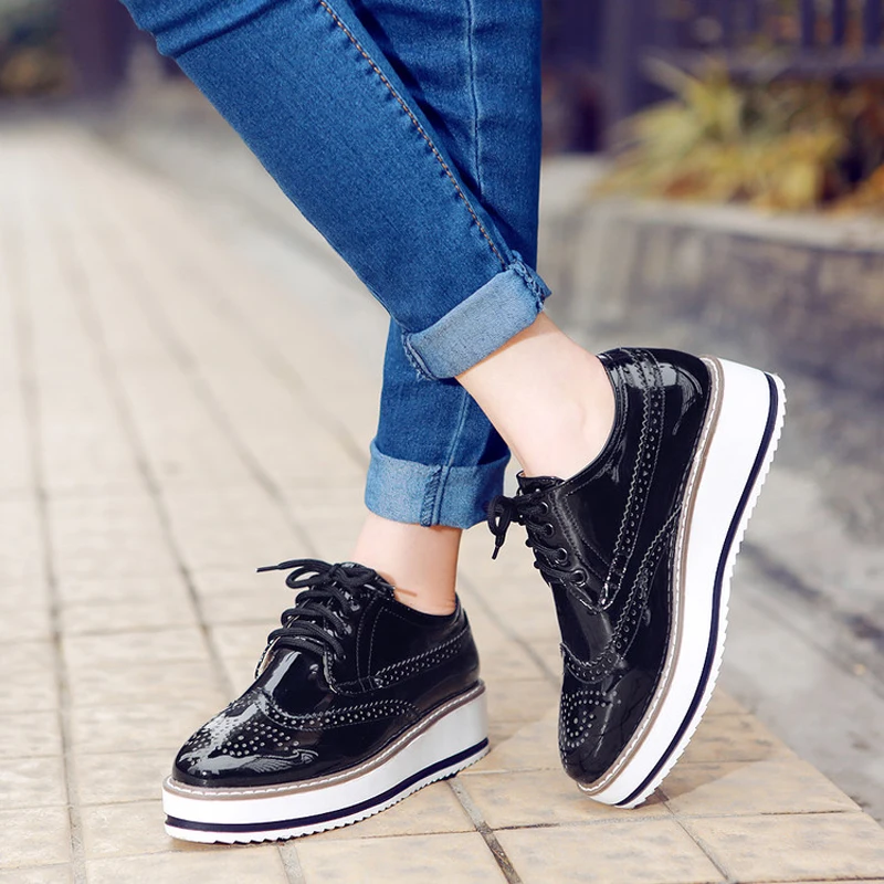 2019 Новый Для женщин Крылатый оксфорды на шнуровке полосатая платформа