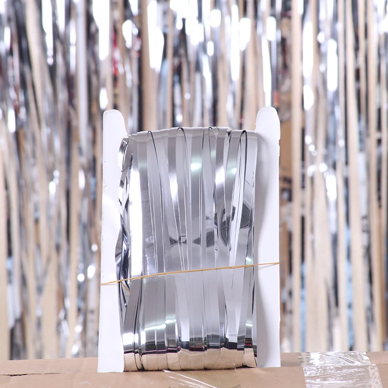 2 м 3 и формирующая листы для кровли 4 М Металлическая бахрома из фольги мерцающий