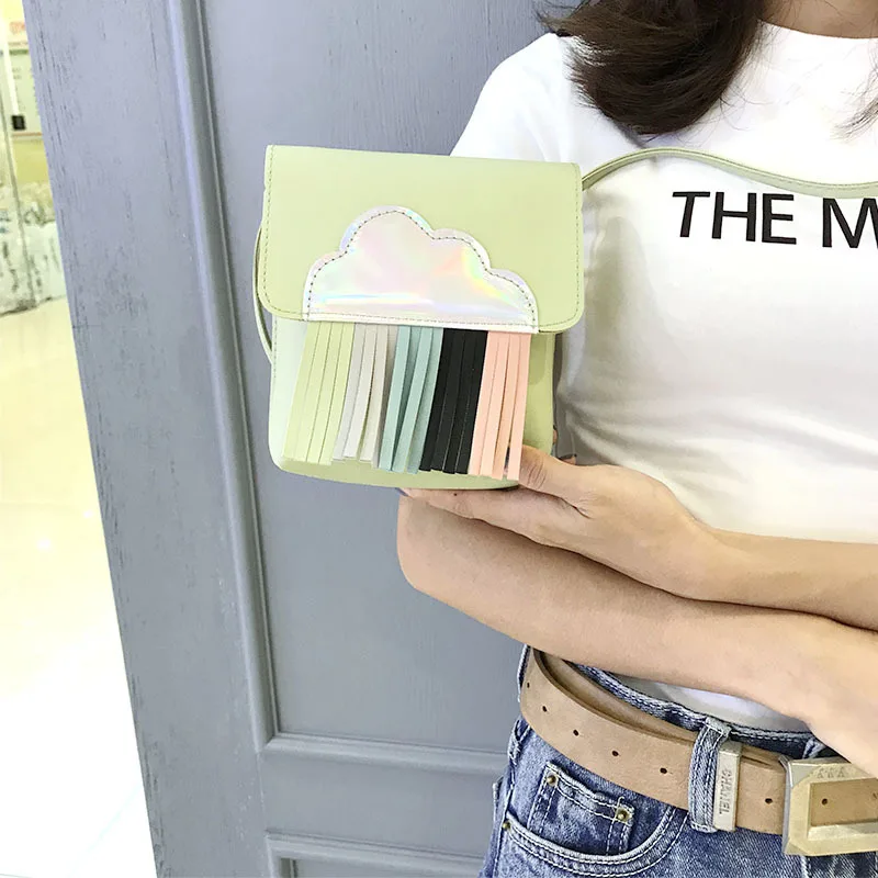 Модные женские сумки мессенджеры с лазерными облаками и кисточками 2019 Мини для