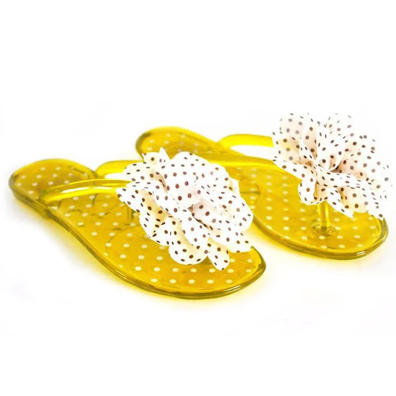 Женские шлепанцы на плоской подошве пляжные с милыми цветами Новинка лета