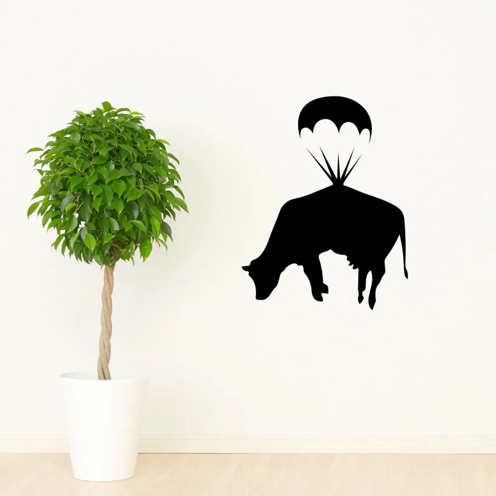 Настенная Наклейка с животными парашют изображением коровы виниловые наклейки