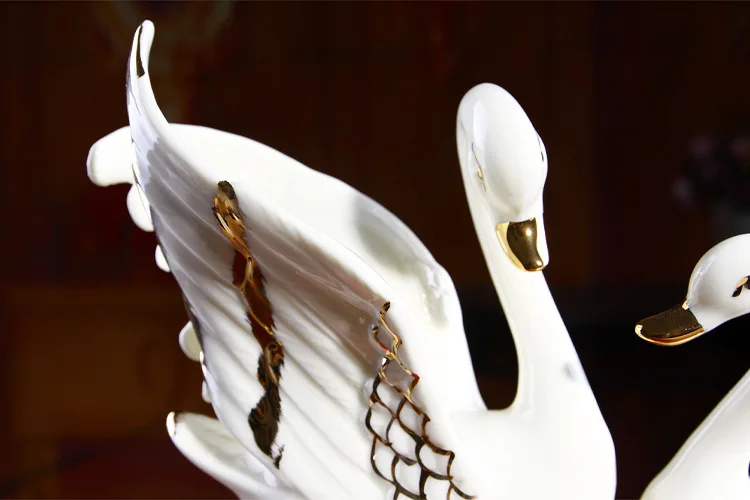 Обручальные пары лебедь Свадебные предметы интерьера украшение комнаты на