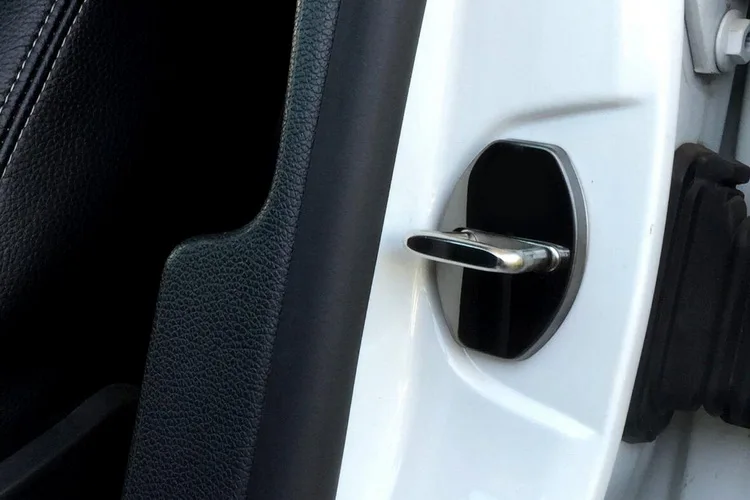 Крышка замка двери автомобиля из нержавеющей стали для Volkswagen New Jetta Bora Santana Skoda Superb