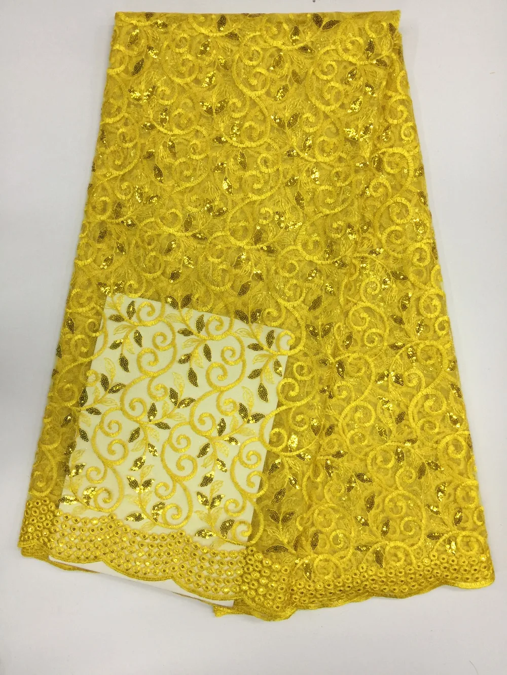 Бесплатная доставка 2017 новый стиль желтые блестки вышивка Нигерии Тюль