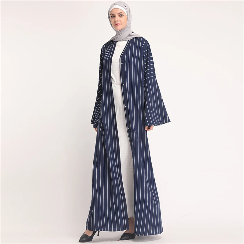 Женское мусульманское платье Abaya длинное в полоску с расклешенными рукавами