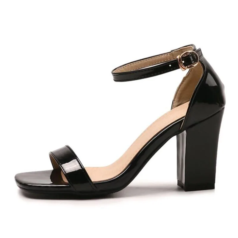 Женские босоножки на высоком каблуке зеленые желтые в сдержанном стиле из