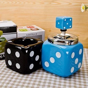Фото No dice cover type ashtray which has many color and looks very cute suitable for home bar cigar Дом и сад No dice cover type ashtray which has many color and looks very cute suitable for home bar cigar Дом и сад