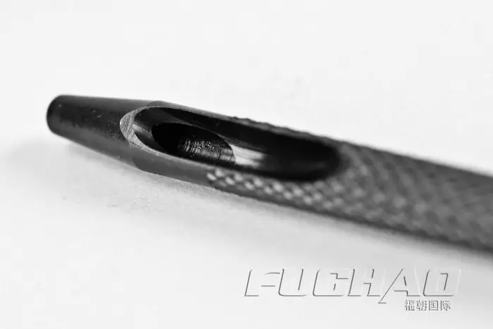 Набор пустотелых дырокол используемый для отверстий на кожаном ремне детали