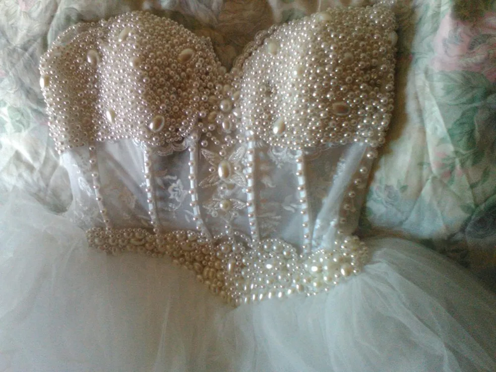 Роскошный Bling Свадебные платья без бретелей корсет легкий лиф свадебное платье, украшенное кристаллы, жемчужины, бусины со стразами Свадебные платья из фатина