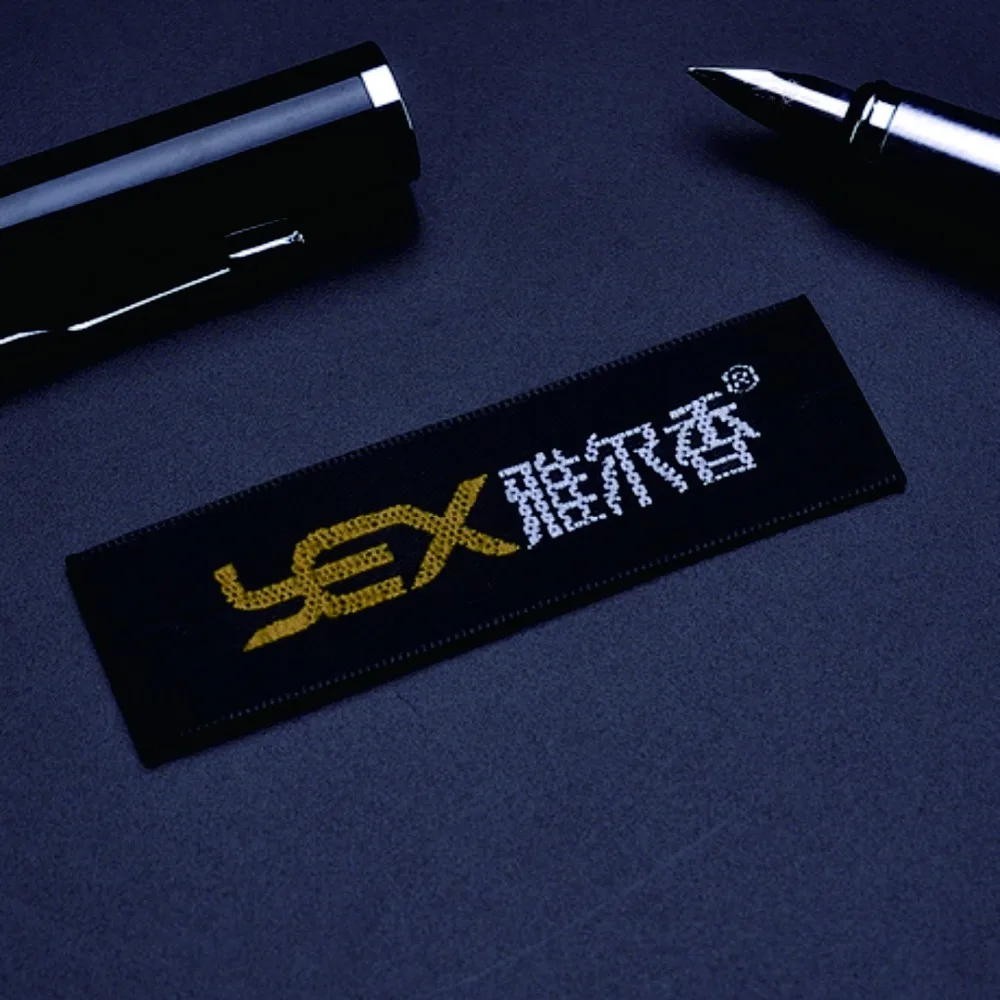 

Direct China Factory High Density Custom Clothing Woven Label for Garment