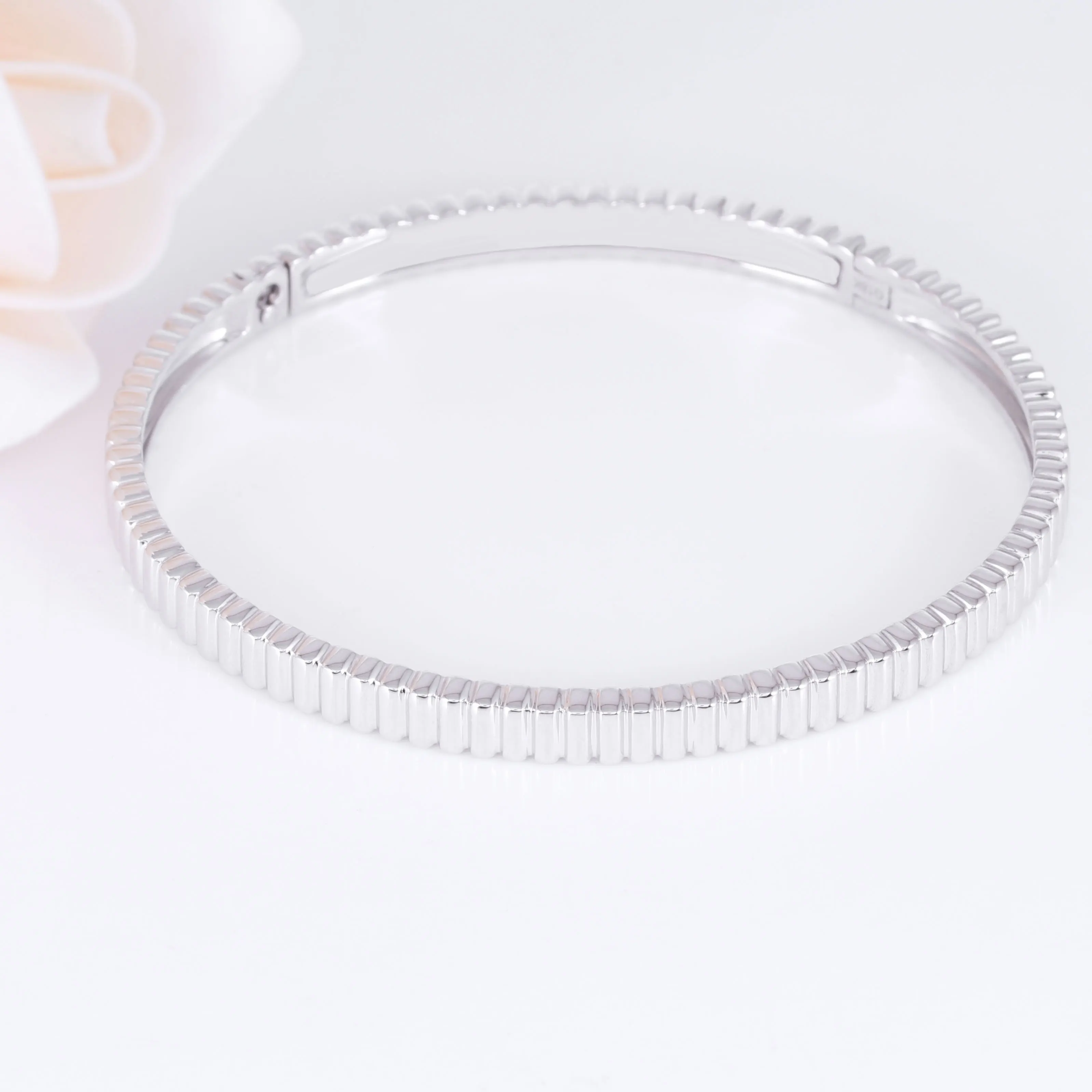 Transgems 18K 750 White Gold Wave Shape Bangle Bracelets for Women Size 16 Fine Jewelry Wedding Anniversary Birthday Gifts