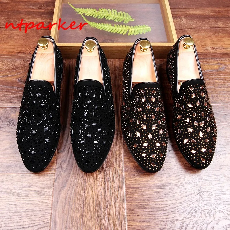 

Spikes Studded Men Loafers Shoes Genuine leather Men Casual Shoes Korean Style Driving Moccasins Flats Shoes Hombre Sapatos