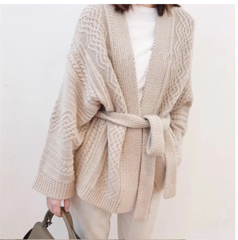 Autumn And Winter Sweater Female Cashmere Cardigan Belt Thickening 2018 New Christmas Loose Nigh-end jacket |