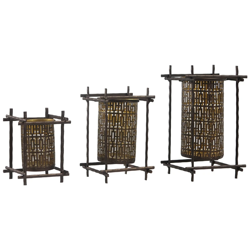 

Chinese Style Retro-nostalgia Creative Hollow Candleholder Classical Home Model Room Romantic Bar Table Decoration
