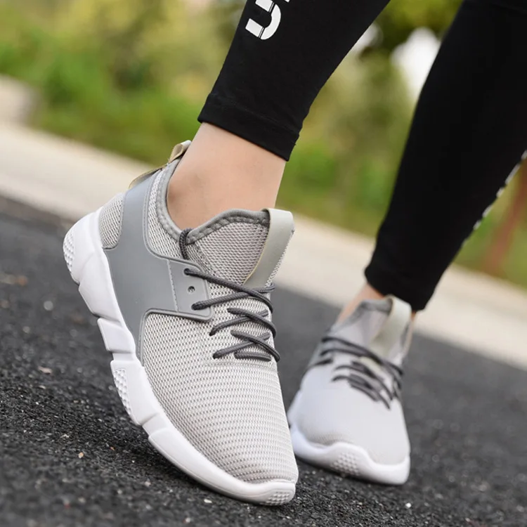 Весенняя модная женская обувь для пары спортивная бега девочек фитнеса новинка