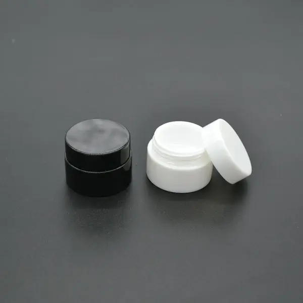 

Free shipping 5g cream jar ,white/black jar ,plastic jar for cream,eyecream packing