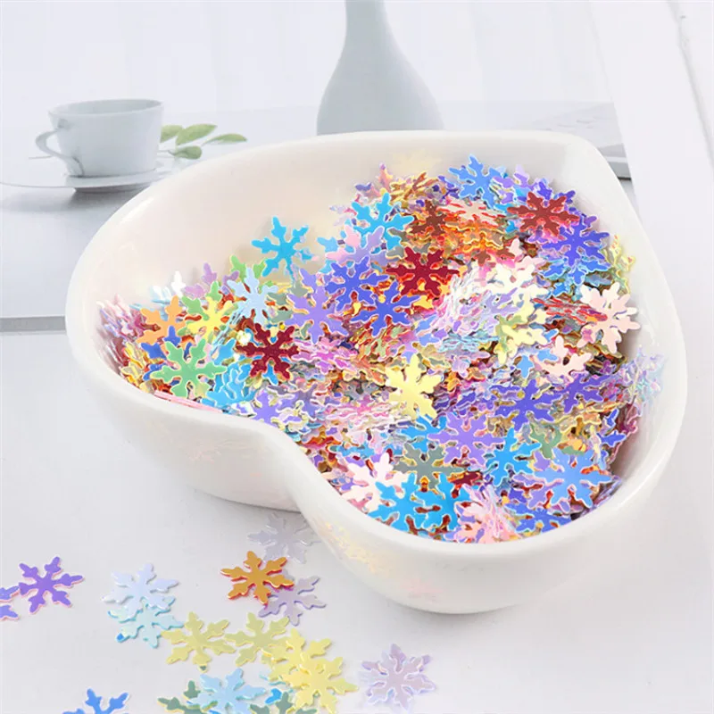 

10g/ pack 10mm snowflake sequins craft white flower sequins Christmas party decorations DIY handmade accessories